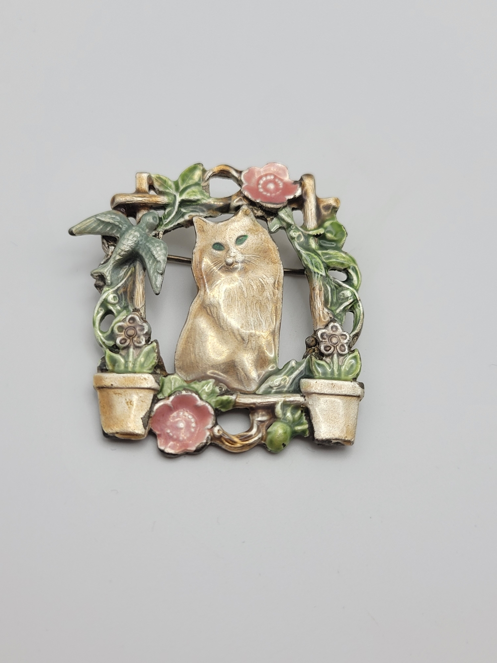 Vintage KC cat in frame with flower enamel brooch
